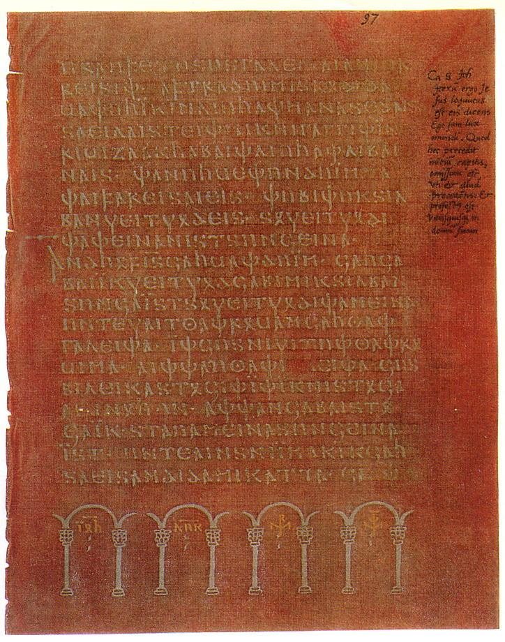 List 97 Stříbrné bible (Codex argenteus), 6. století: gótský text evangelií psaný stříbrným inkoustem na purpurově barveném pergamenu, dole oblouky se zkratkami jmen evangelistů, na okraji pozdější latinská poznámka. Univerzitní knihovna v Uppsale.