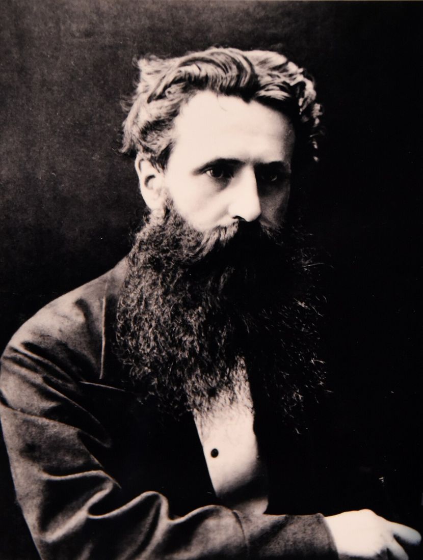George Smith (1840–1876), samouk z Britského muzea, který v roce 1872 přečetl vyprávění o potopě na tabulce z Ninive.
