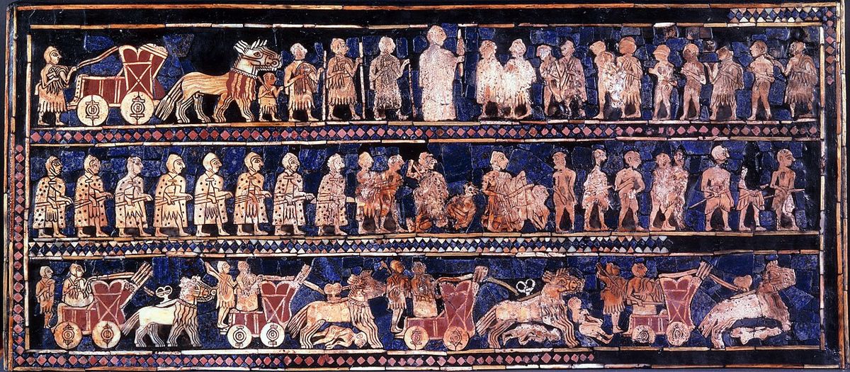 Standarta z Uru, válečná strana (26. století př. n. l.): mozaika z mušlí, lazuritu a vápence z královského pohřebiště v Uru. Britské muzeum, Londýn.